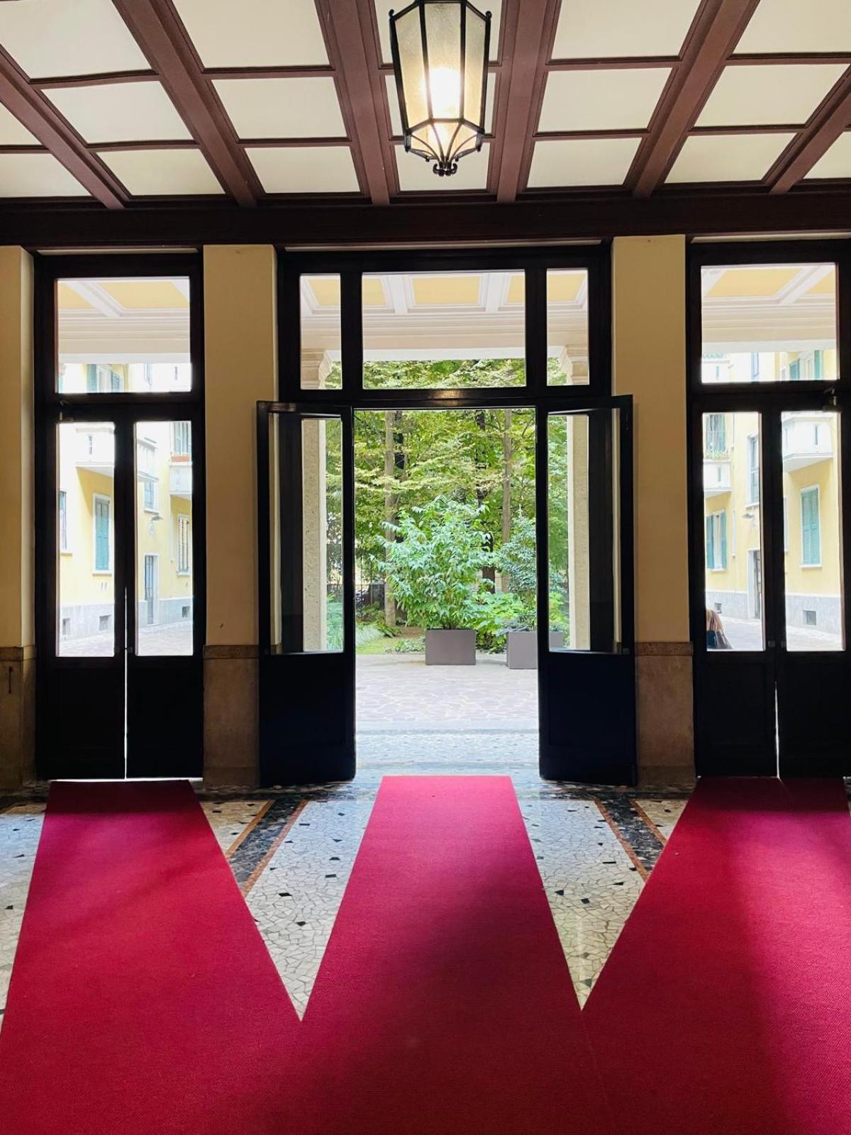 Regina By The Blue Twins Apartments Milano المظهر الخارجي الصورة