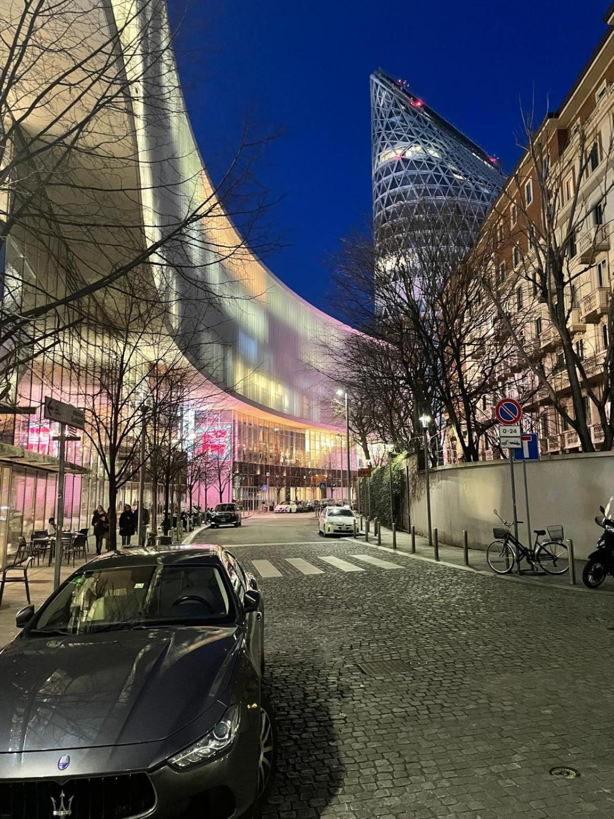 Regina By The Blue Twins Apartments Milano المظهر الخارجي الصورة